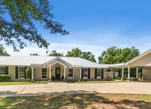Property at 3071 Trawick Rd, Dothan, AL 36305, 5 beds, 3 baths