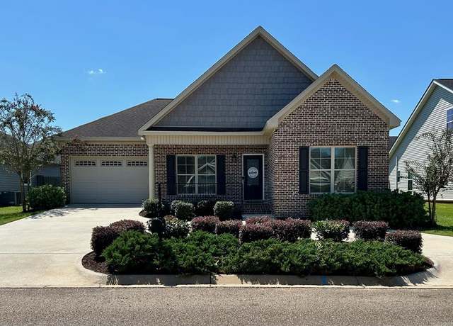 Property at 105 Gradic Ln, Dothan, AL 36301, 4 beds, 2 baths