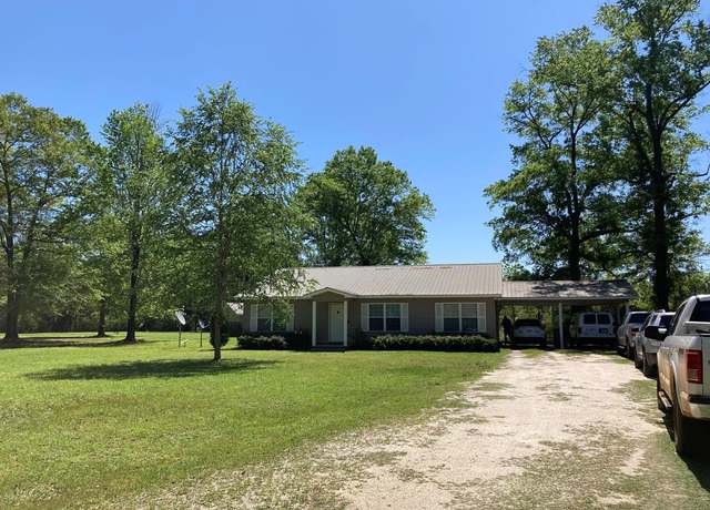 Property at 4002 Ridge Rd, Brewton, AL 36426, 4 beds, 3 baths