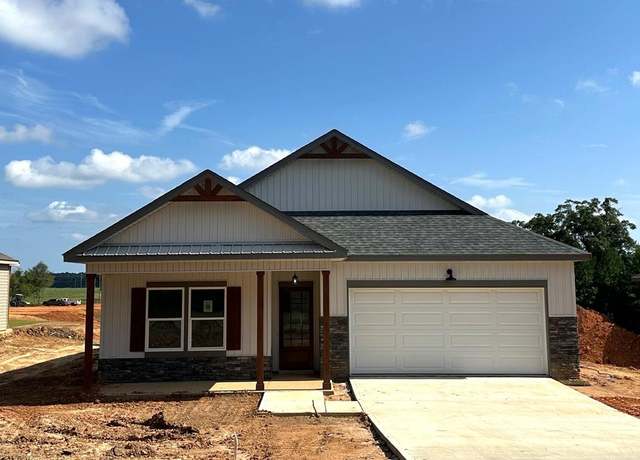 Property at 45 Jeter Dr, Midland City, AL 36350, 4 beds, 2 baths