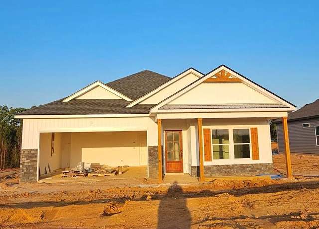 Property at 1455 Forest Dr, Midland City, AL 36350, 3 beds, 2 baths