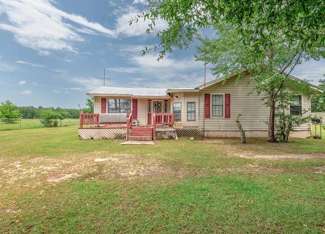 Property at 313 Gosha Rd, Gordon, AL 36343, 3 beds, 2 baths