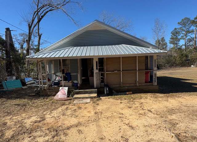 Property at 262 Singletary Rd, Abbeville, AL 36310, 2 beds, 1 bath