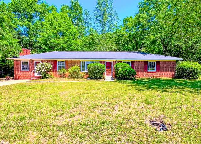 Property at 304 Rebecca Ave, Dothan, AL 36303, 4 beds, 2 baths