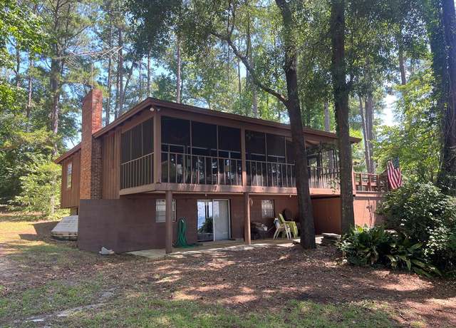 Property at 1651 Lakefront, Abbeville, AL 36310, 3 beds, 1.5 baths