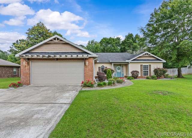 Property at 682 County Road 539, Enterprise, AL 36330, 3 beds, 2 baths
