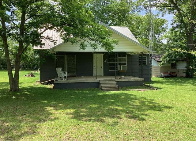 Property at 141 Case Rd, Slocomb, AL 36375, 2 beds, 2.5 baths