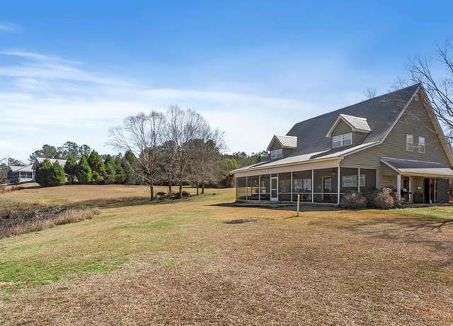 Property at 446 Lakeridge Dr, Abbeville, AL 36310, 6 beds, 3 baths