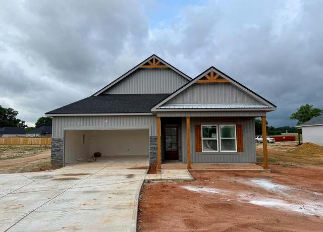 Property at 14 Woodham Rd, Ashford, AL 36312, 3 beds, 2 baths