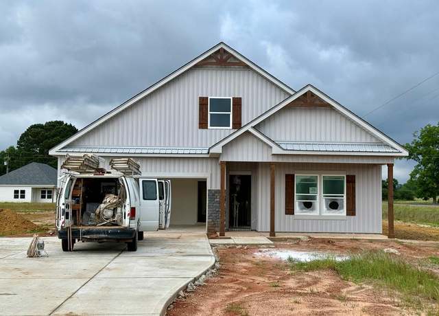 Property at 32 Woodham Rd, Ashford, AL 36312, 4 beds, 2 baths