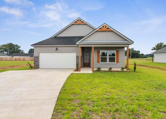 Property at 32 Woodham Rd, Ashford, AL 36312, 4 beds, 2 baths