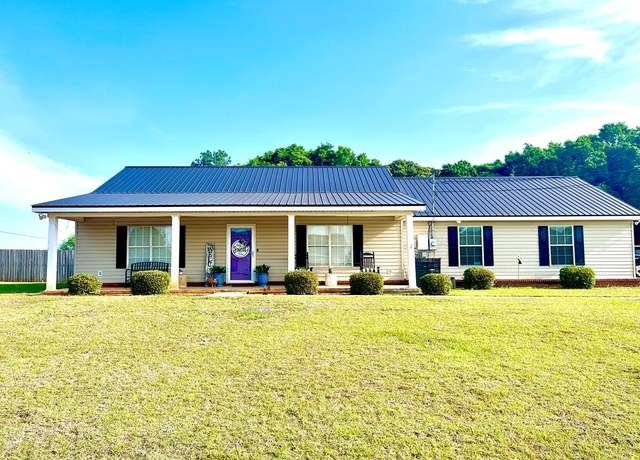 Property at 31 County Road 276, Enterprise, AL 36330, 3 beds, 2 baths