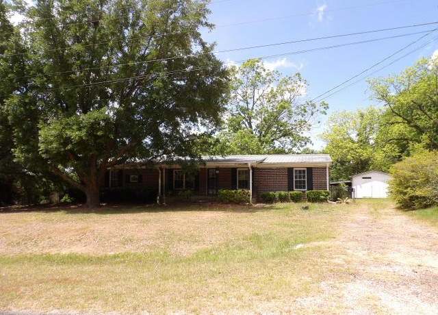 Property at 99 County Road 13, Ariton, AL 36311, 5 beds, 2 baths