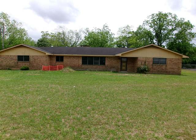 Property at 6315 County Road 6631, Banks, AL 36005, 3 beds, 2 baths