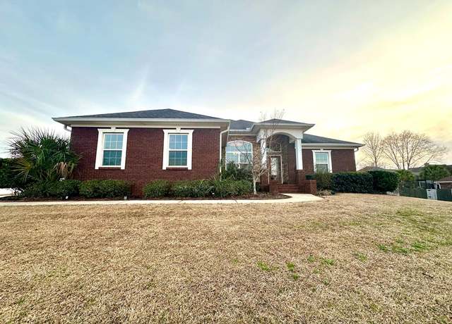 Property at 202 Frisco Ln, Enterprise, AL 36330, 4 beds, 2.5 baths