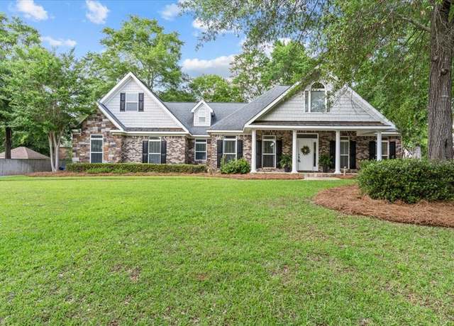 Property at 103 Gladstone Dr, Dothan, AL 36305, 3 beds, 2 baths