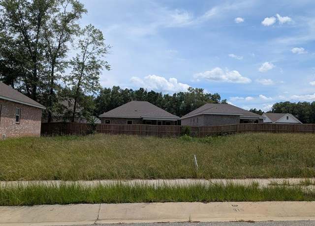 Property at 310 Grand Harbor Cir, Dothan, AL 36303