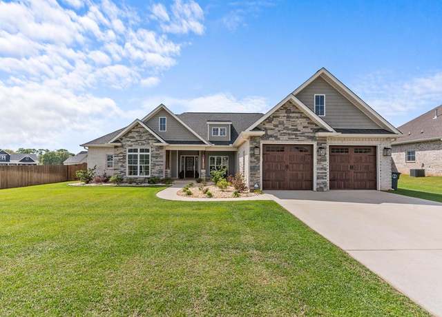 Property at 204 Lakes Dr, Enterprise, AL 36330, 4 beds, 3 baths