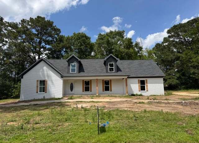 Property at 403 Randwick Rd, Dothan, AL 36301, 4 beds, 4 baths