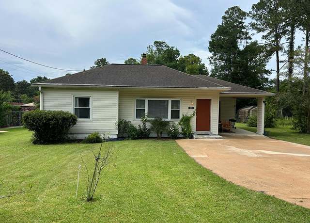 Property at 1210 Decatur St, Dothan, AL 36301, 2 beds, 1 bath