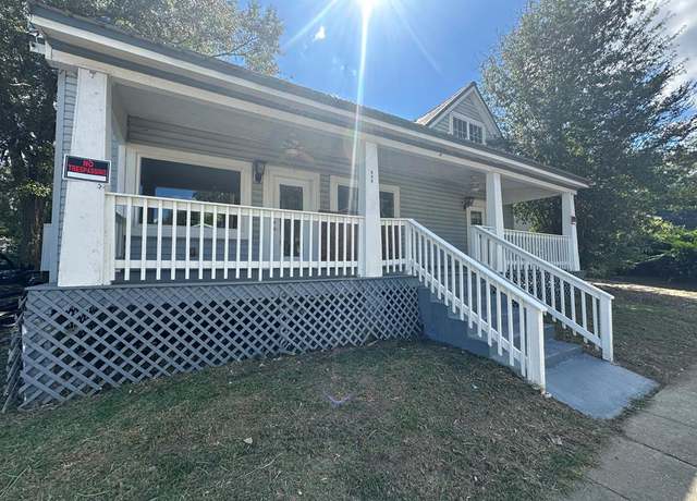 Property at 606 E Newton St, Dothan, AL 36303, 3 beds, 1 bath