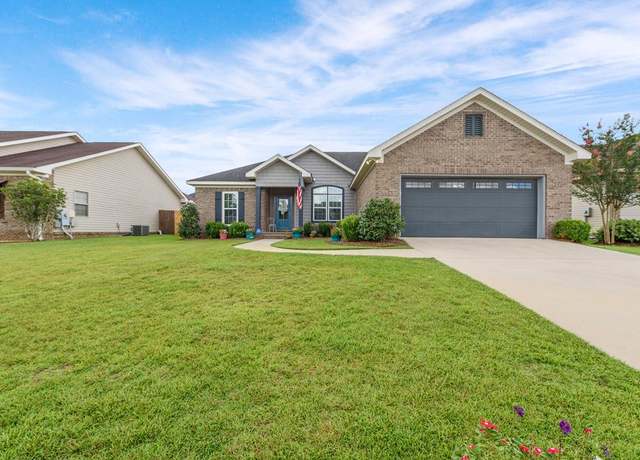 Property at 103 Gradic Ln, Dothan, AL 36301, 3 beds, 2 baths