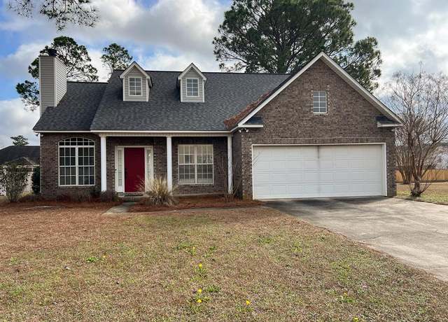 Property at 207 Okeechobee Dr, Dothan, AL 36301, 3 beds, 2 baths