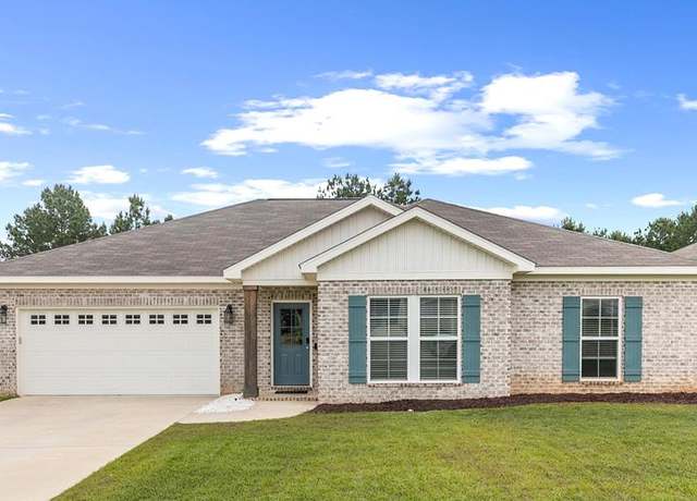 Property at 521 Ridgeland, Dothan, AL 36301, 3 beds, 2 baths