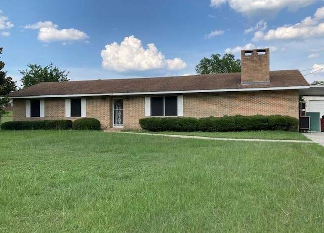 Property at 802 Duval Dr, Opp, AL 36467, 3 beds, 2.5 baths