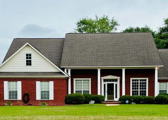 Property at 377 Lucy Grade Rd, Dothan, AL 36301, 4 beds, 3 baths