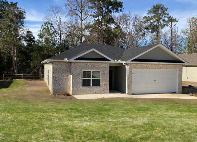 Property at 111 Barefoot Byu, Eufaula, AL 36027, 3 beds, 2.5 baths