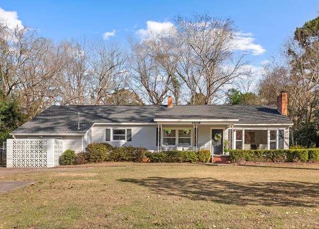 Property at 1408 Tacoma St, Dothan, AL 36303, 4 beds, 2 baths
