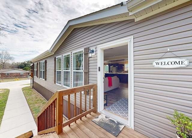 Property at 420 Phyllis Ave, Enterprise, AL 36330, 3 beds, 2 baths