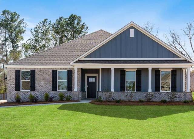 Property at 104 Laney Ln, Dothan, AL 36305, 4 beds, 2.5 baths