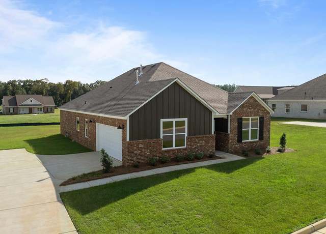Property at 555 Golden Oaks Cir, Rehobeth, AL 36301, 4 beds, 2 baths