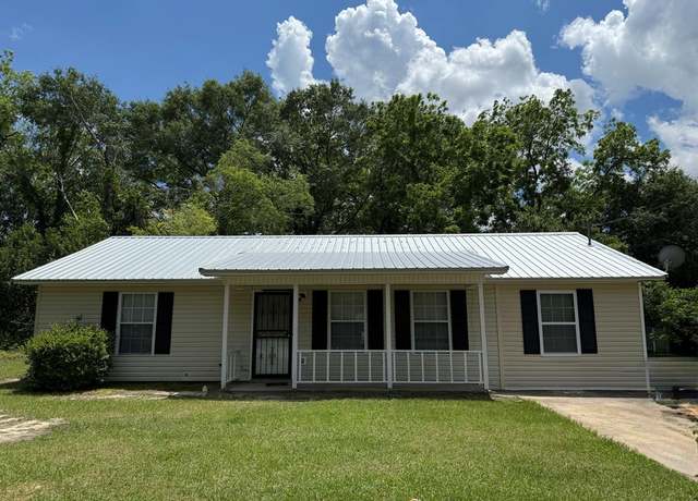 Property at 1208 E Newton St, Dothan, AL 36303, 3 beds, 1.5 baths