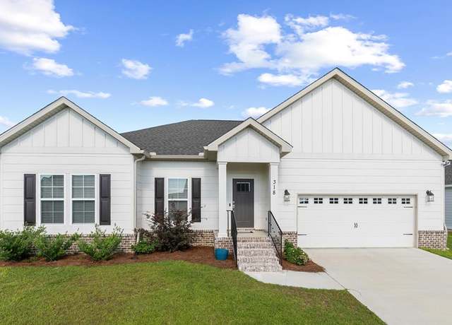 Property at 318 Oconee Dr, Midland City, AL 36350, 4 beds, 2.5 baths