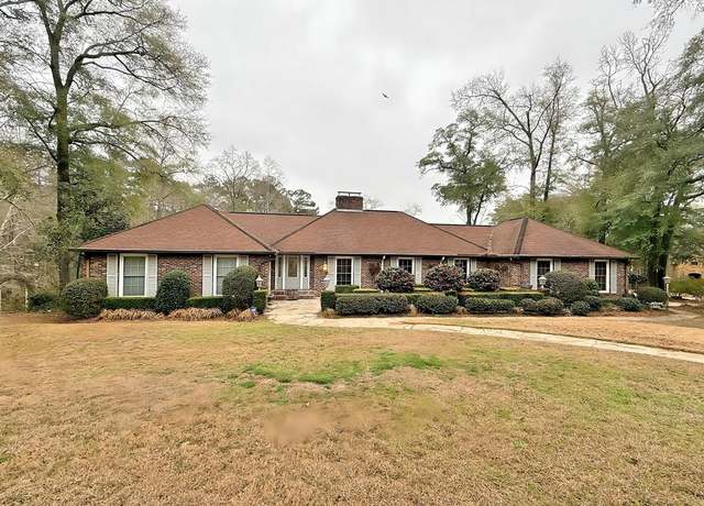Property at 101 Oak Leaf Cir, Enterprise, AL 36330, 4 beds, 2.5 baths