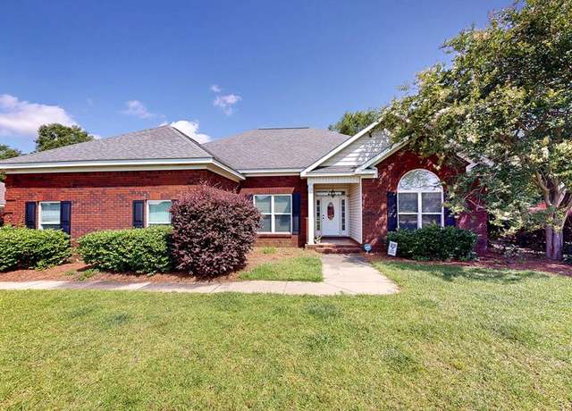 Property at 218 Azalea Ln, Headland, AL 36345, 4 beds, 2 baths