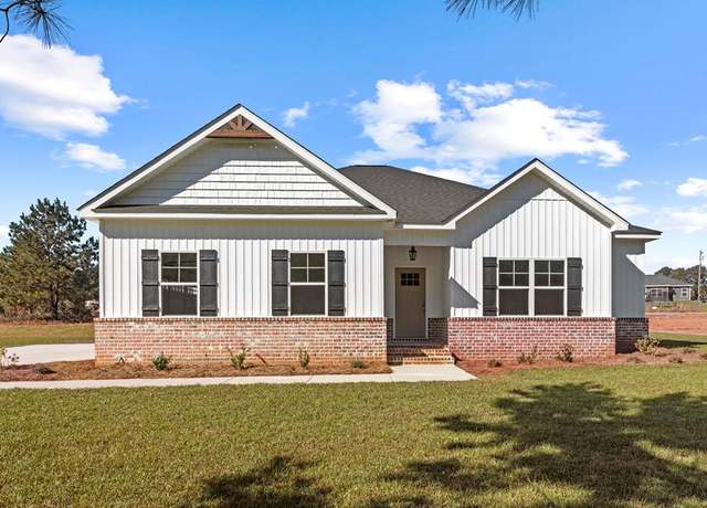 Property at 5506 S State Hwy 109, Slocomb, AL 36375, 3 beds, 2 baths