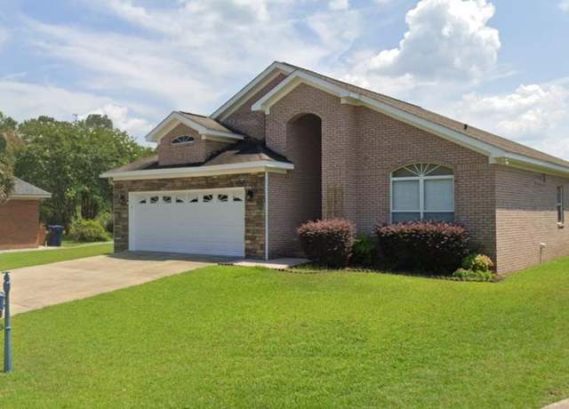 Property at 38 Vansant Pl, Dothan, AL 36301, 3 beds, 2 baths