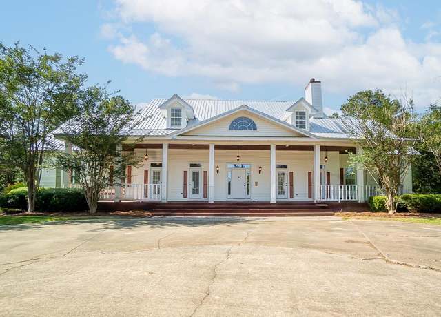 Property at 195 Springhill Rd, Dothan, AL 36301, 8 beds, 7.5 baths