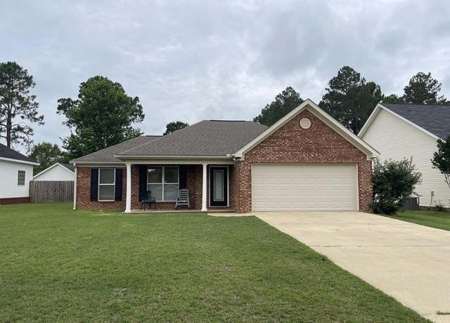 Property at 115 Lakeside Dr, Dothan, AL 36301, 3 beds, 2 baths