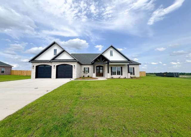 Property at 105 Durham Dr, Enterprise, AL 36330, 4 beds, 3 baths