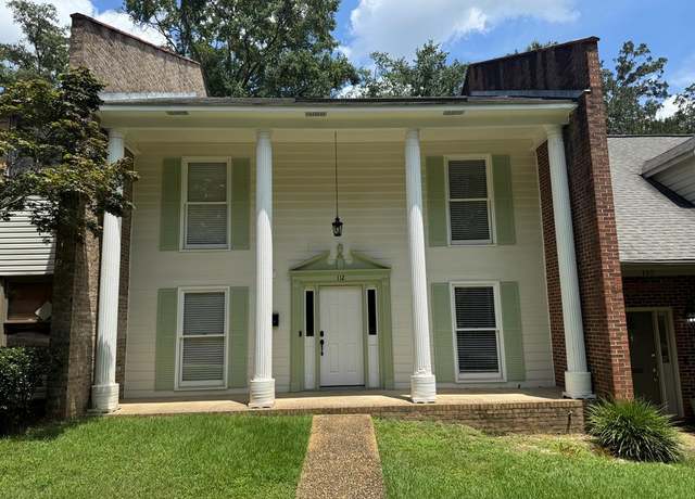 Property at 112 Martha Ave, Dothan, AL 36303, 3 beds, 3 baths