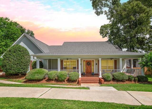 Property at 19 Blue Ridge Cir, Enterprise, AL 36330, 3 beds, 2 baths