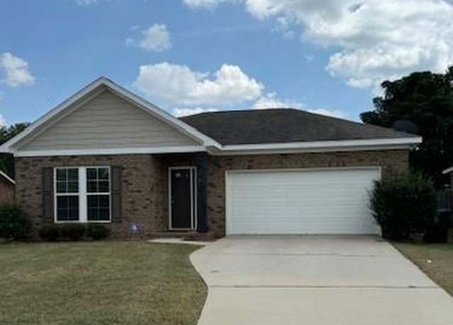 Property at 412 Londonberry Dr, Dothan, AL 36303, 3 beds, 2 baths