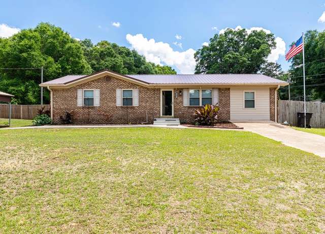 Property at 847 Phyllis Ave, Enterprise, AL 36330, 3 beds, 1.5 baths