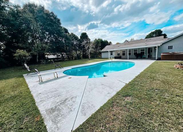 Property at 70 O'neal, Dothan, AL 36303, 4 beds, 3 baths