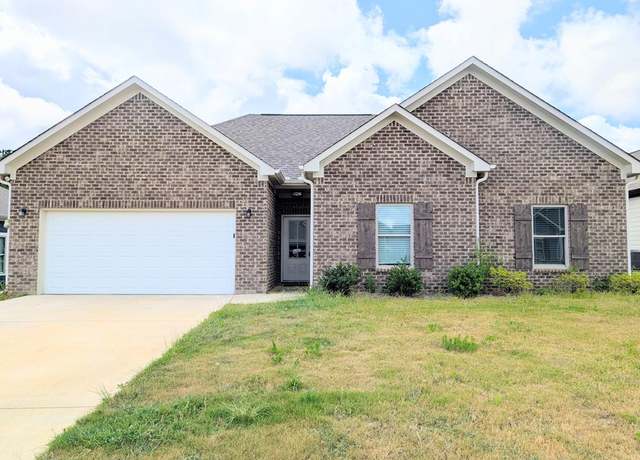 Property at 60 Avalon Way, Clanton, AL 35045, 4 beds, 2 baths
